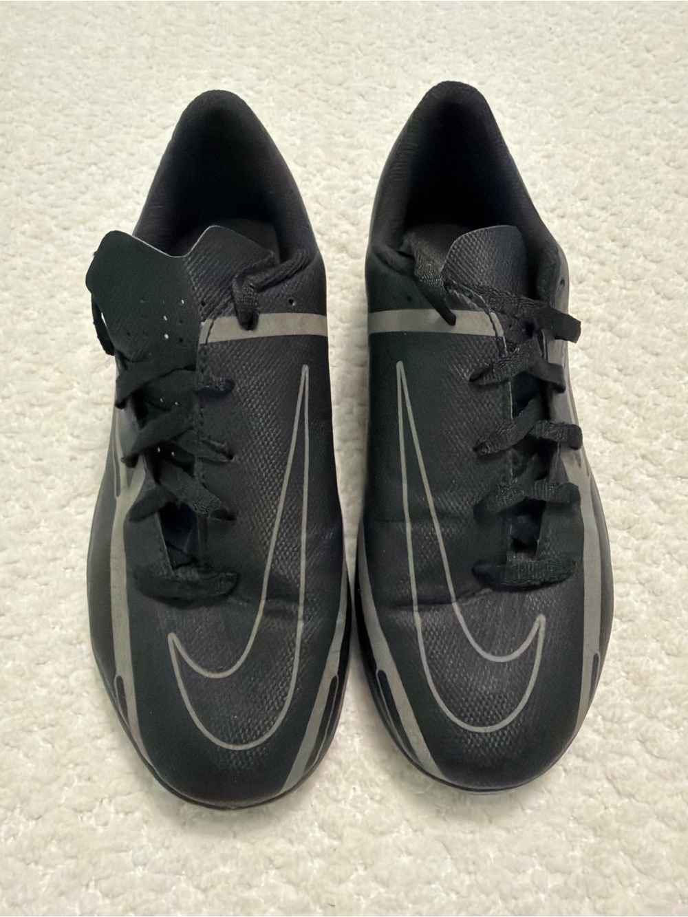 Nike Phantom GT2 Club Indoor Soccer Shoes Kid’s US 5.5Y Black DC0825-004